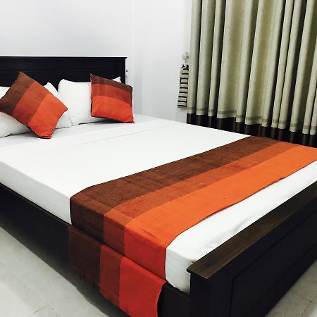 Sunhill Lake Tourist Rest Anuradhapura Luaran gambar